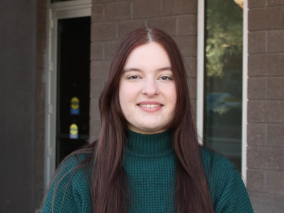 Elena Soderstrom headshot